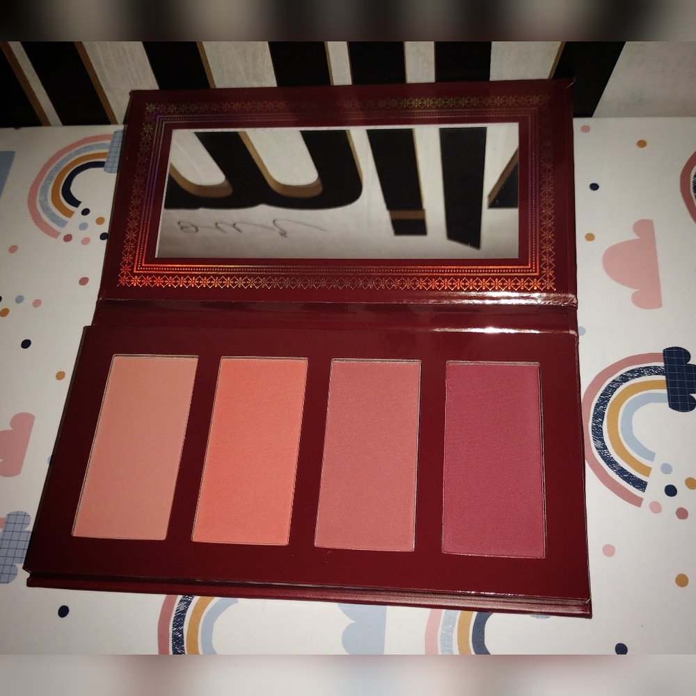 ACE BEAUTÉ Blushed In Paradise Palette - Picture 11 of 12